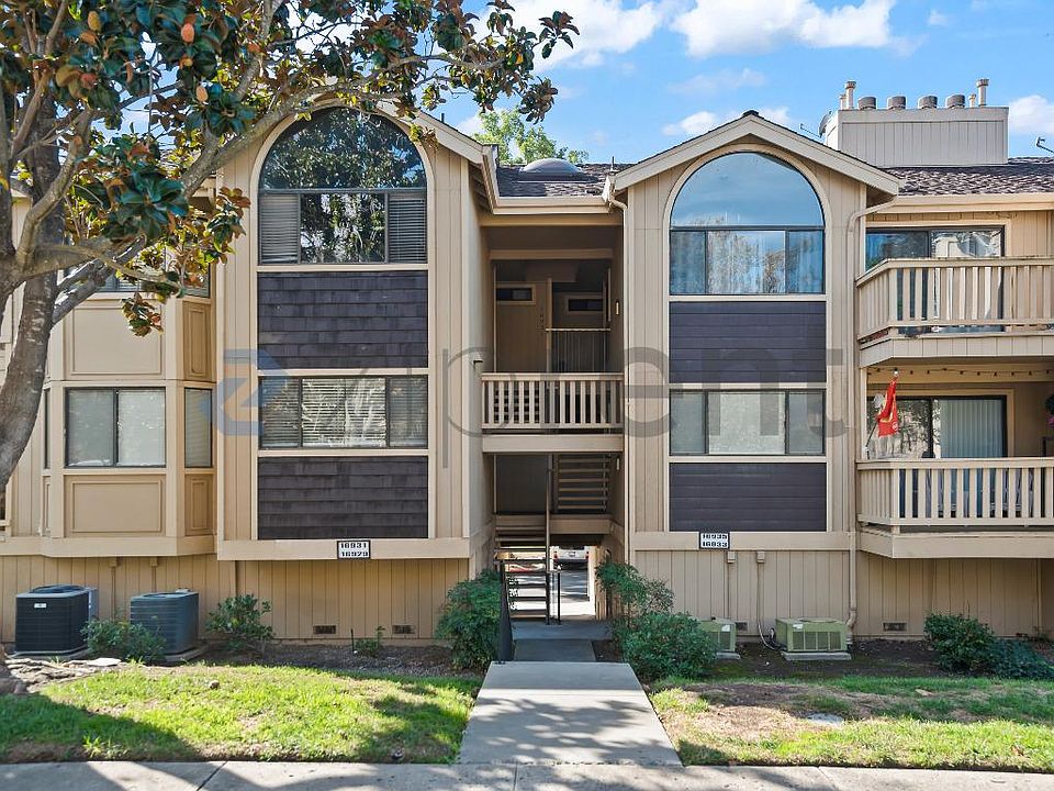 1st image of 16931 Sorrel Way