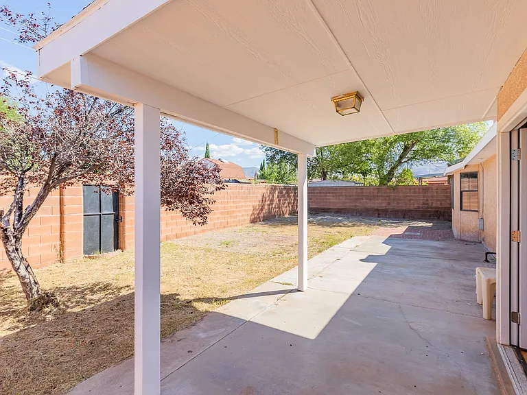 701 Venus Ave — Photo 29