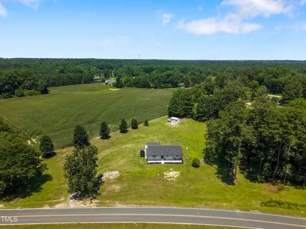 224 Grameta Ln, Lillington, NC 27546