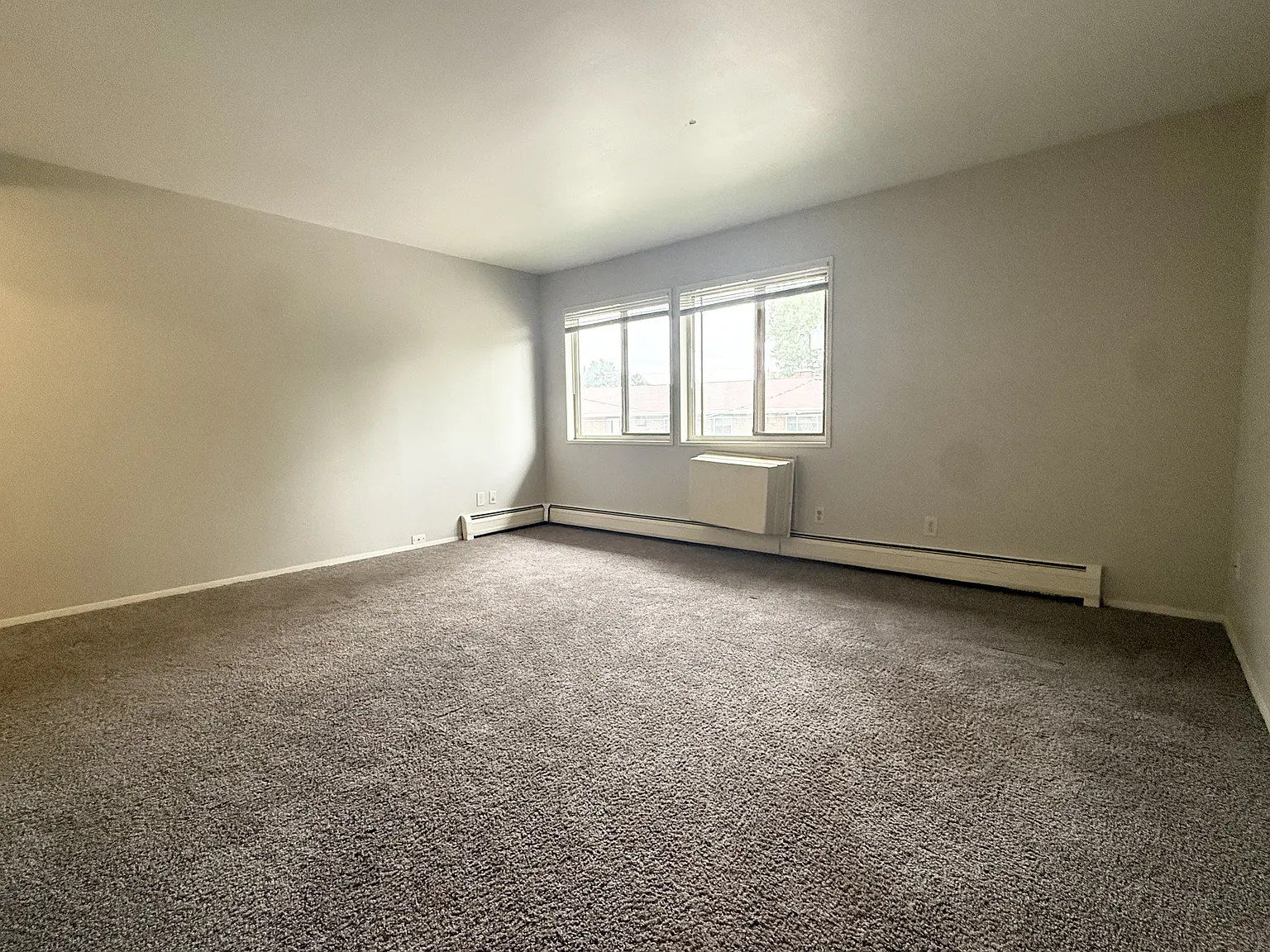 2050-2080 Allen Boulevard - 2080-25 — Photo 3