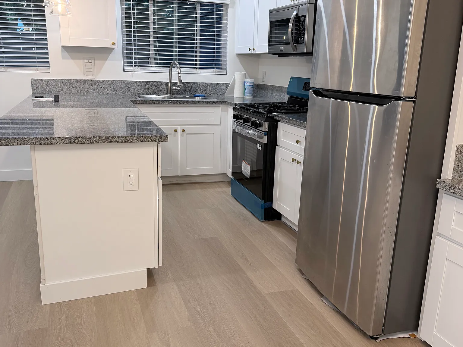 8961 Keith Ave — Photo 4