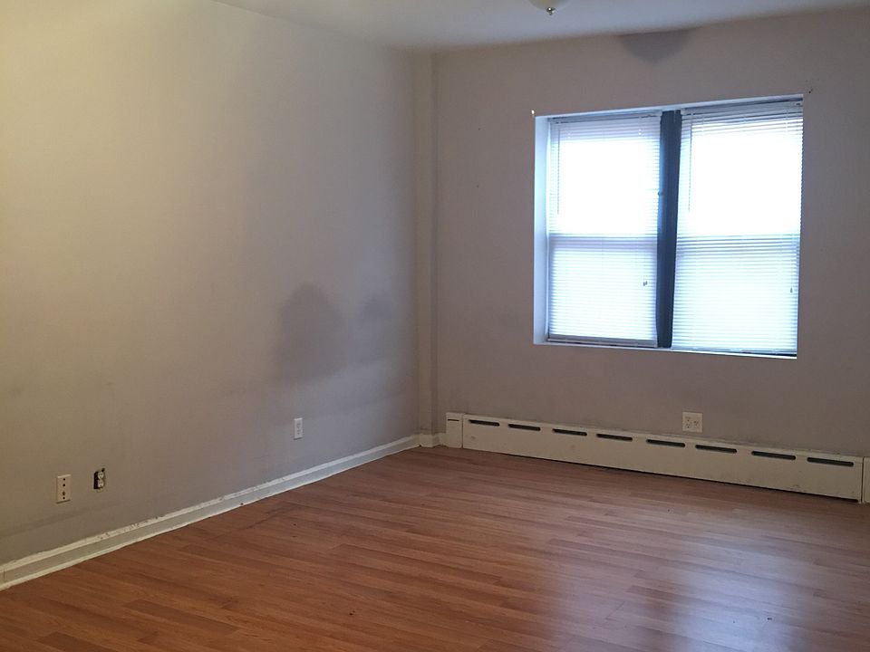 1st image of 196-3 Jamaica Ave #A2