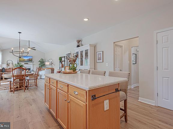 4th image of 14645 Nina Ct