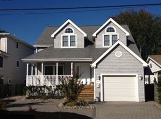 323 Iroquois Ave, Beach Haven, NJ 08008
