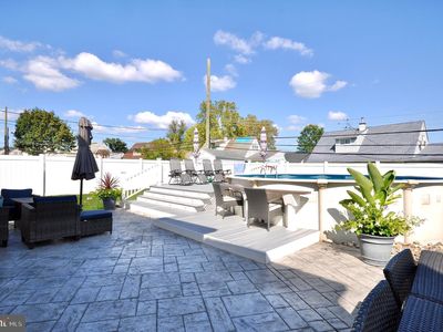 38 Plumtree Rd, Levittown, PA, 19056