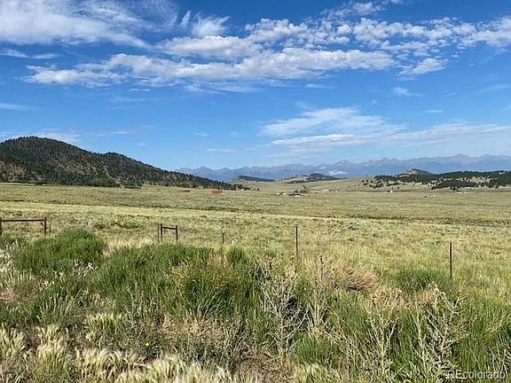 4th image of Eagle's Gate Road