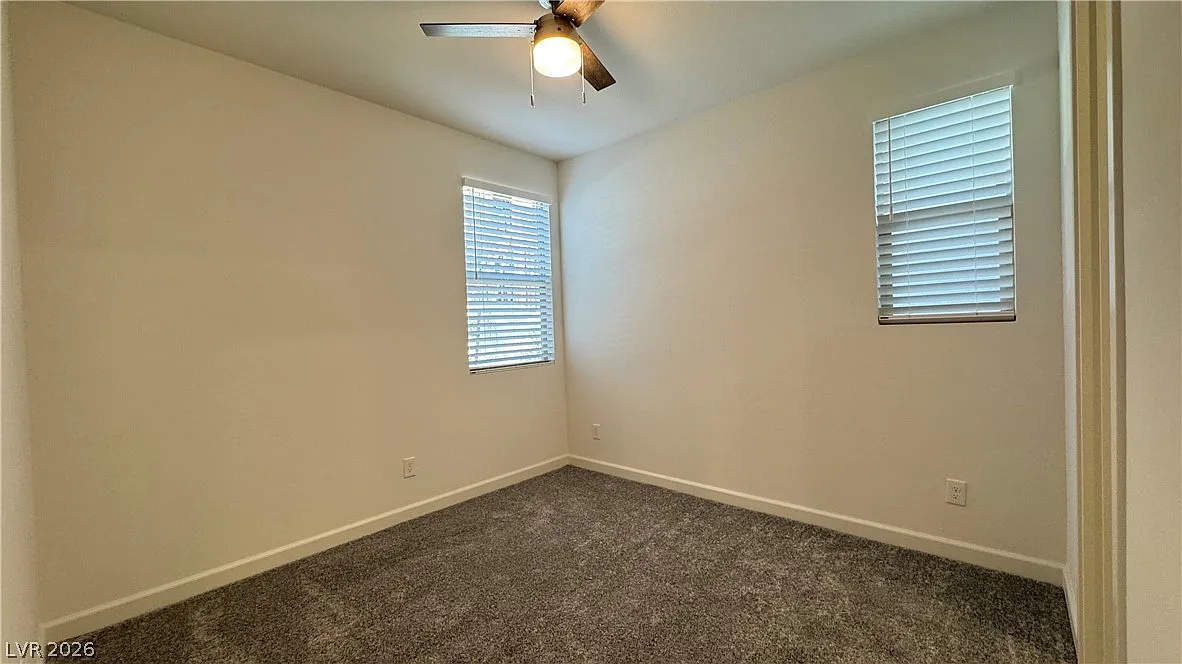3 bed, 3.0 bath, 2226 sqft, $2,695 — Photo 3