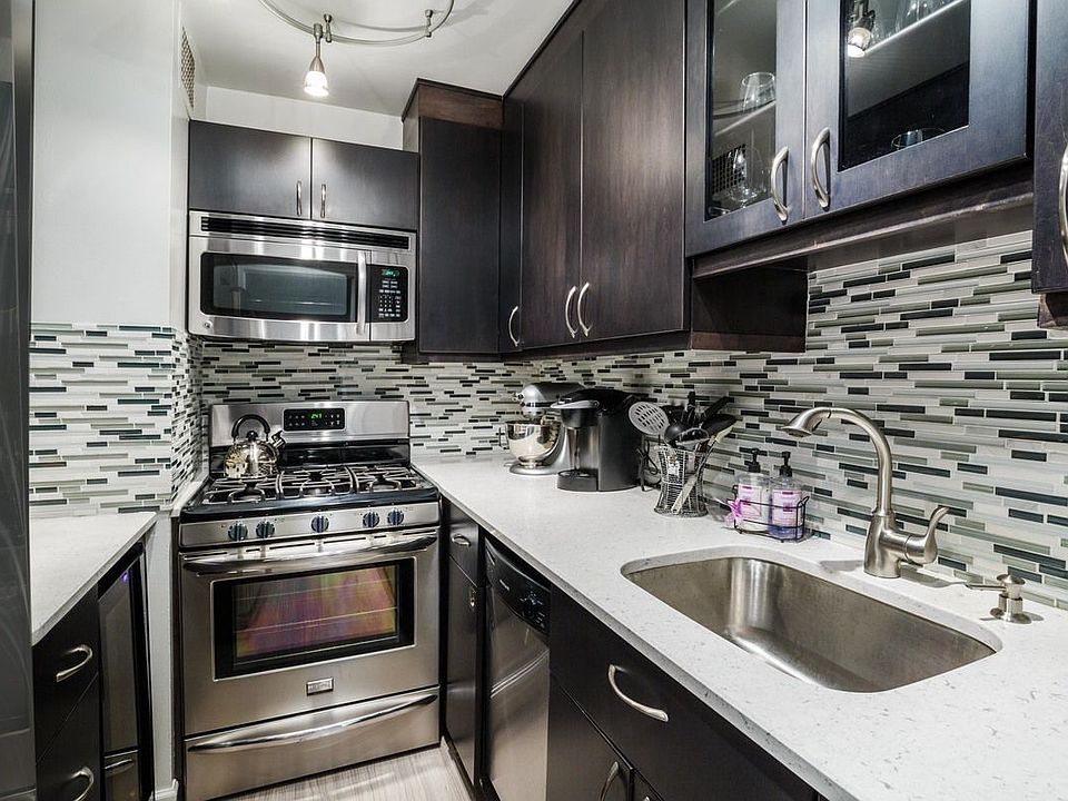 1st image of 160 W End Ave APT 2M