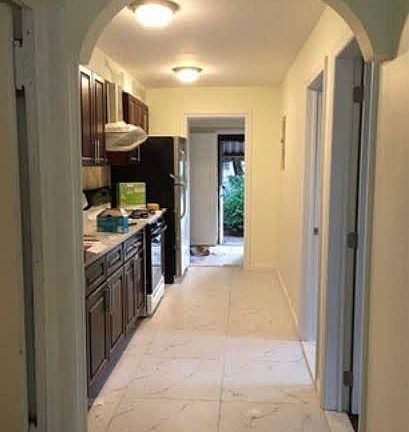 3rd image of 9402 241st St Floor 1