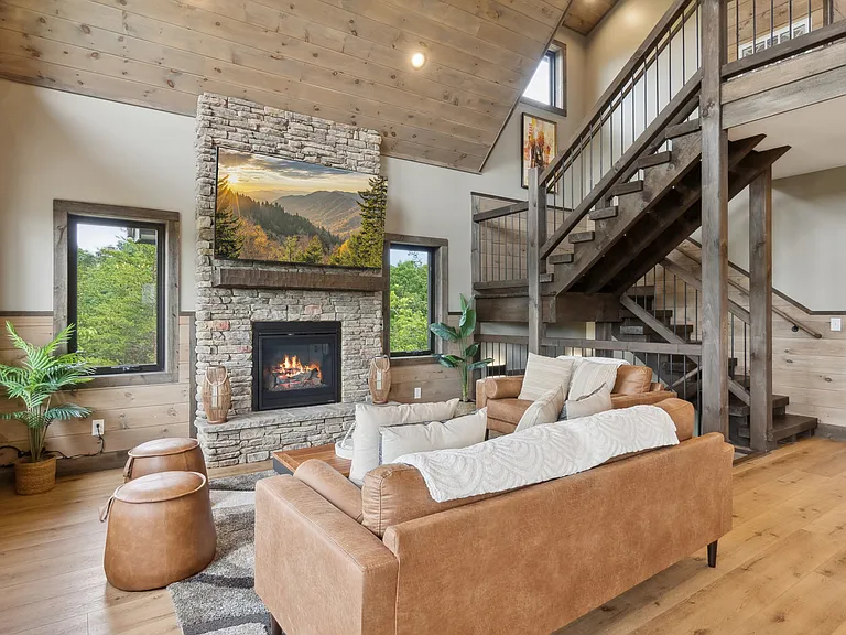 4302 Covered Wagon Rd — Photo 2