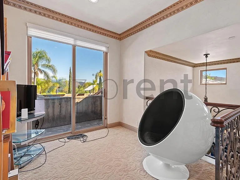 18545 Aliso Canyon Rd — Photo 16