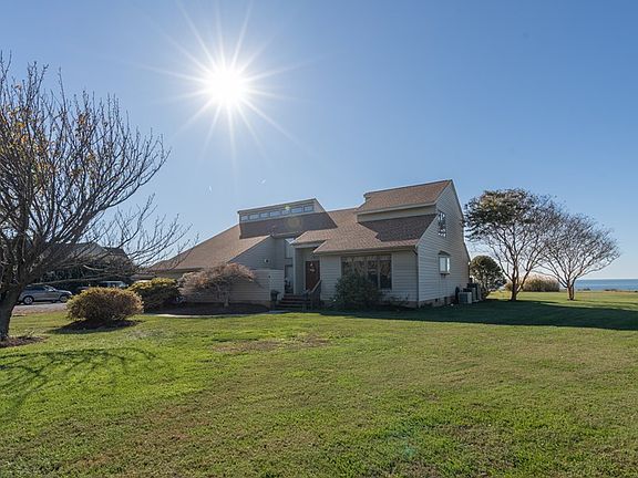 3rd image of 7420 Chesapeake Dr