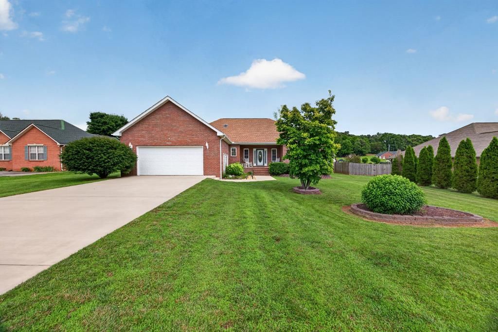 2231 Shelby Dr, Cookeville, TN