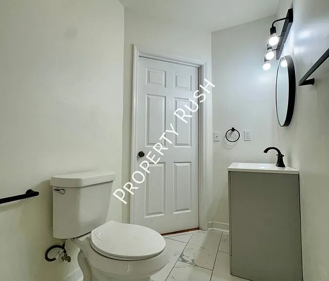 4521 Balcomb St #4523 — Photo 8