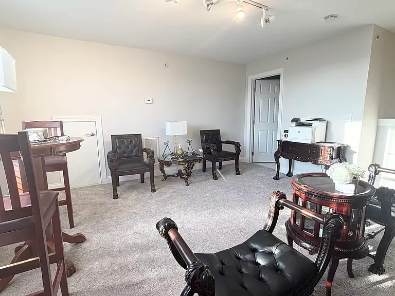10410 Sablewood Dr #111 — Photo 27
