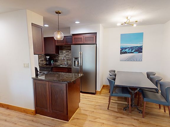 4th image of 998 W Beaver Creek Blvd Suite A204