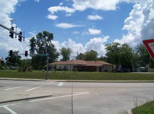 24 Arnold Ave, Saint Peters, MO 63376