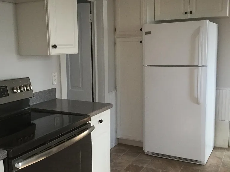 810 N Oak St — Photo 18