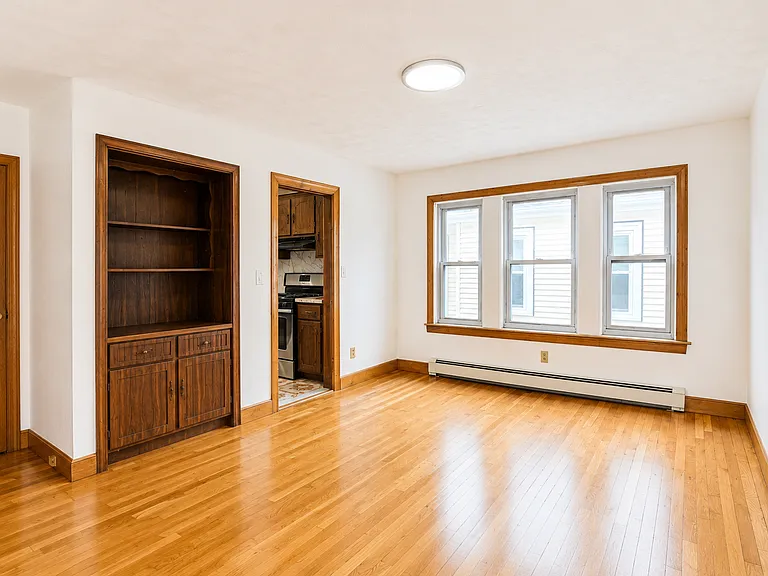 53 Sycamore St #1 — Photo 3