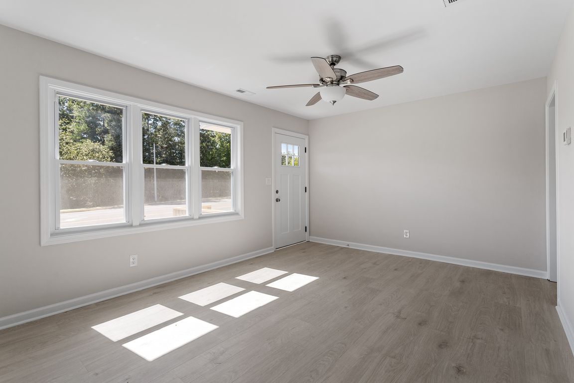 next background image