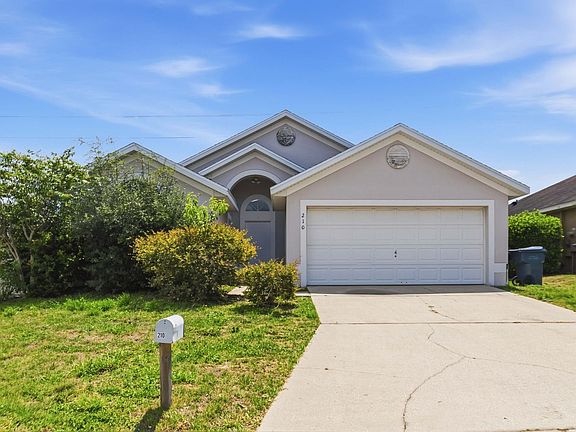 3rd image of 210 Pine Cone Dr