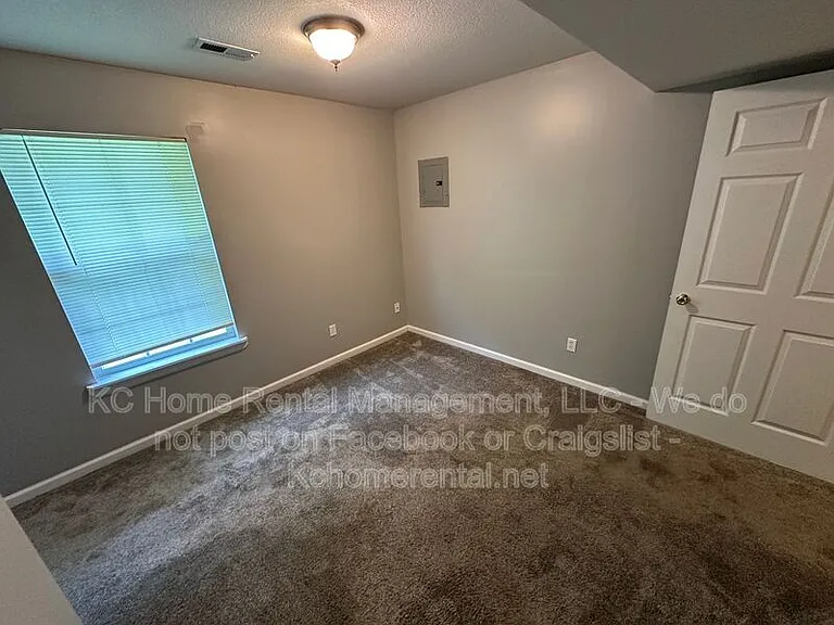 9000 NE 73rd St — Photo 27