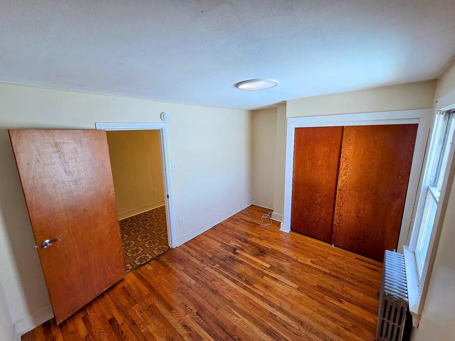 2 bed, 805 sqft, $1,600 — Photo 3