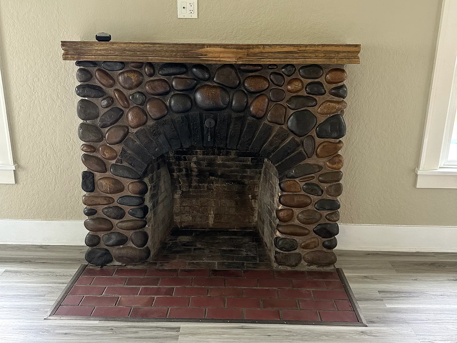 3 bed, 1400 sqft, $2,000 — Photo 4