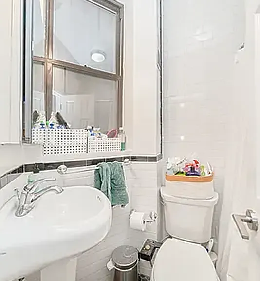 238 E 33rd St #3 — Photo 5