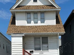 205 N Iowa Ave, Atlantic City, NJ 08401