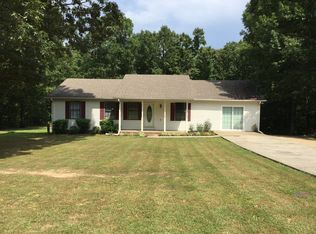 160 Day Ln, Tennessee Ridge, TN 37178