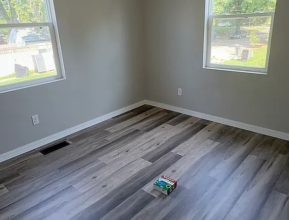 2nd image of 1501 N Temple Ave