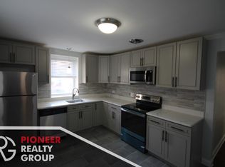 6120 N Kenmore Ave #3W, Chicago, IL 60660