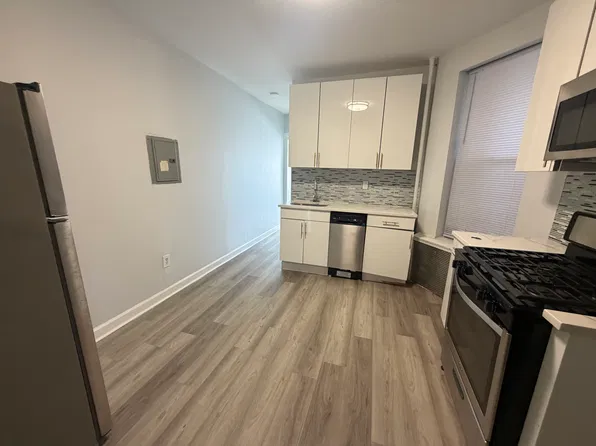 330 50th Street image 1 of 6