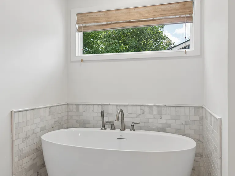 5004 Danby Dr — Photo 40