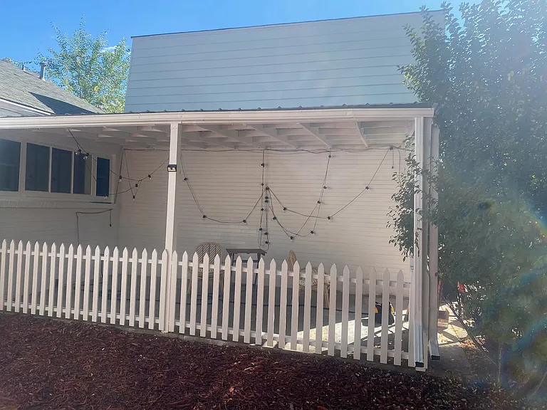 745 N Cherry St — Photo 18