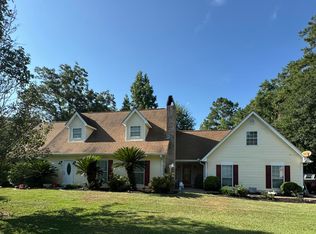 22 Minnie Furr Rd, Picayune, MS 39466