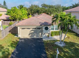 7935 NW 24th St, Pompano Beach, FL 33063