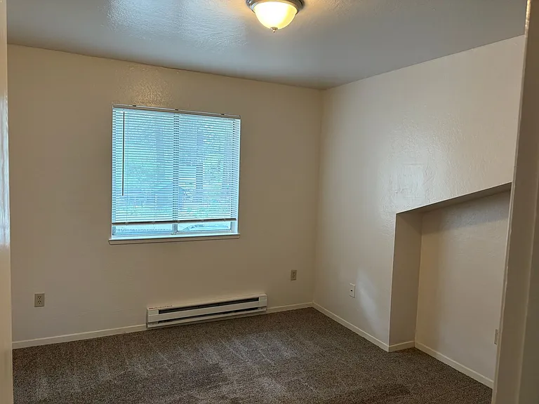 3572 Shirley Ave — Photo 11