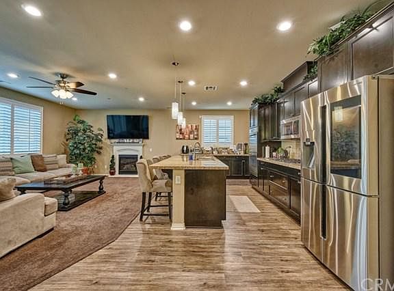 4th image of 15584 Sesame Seed Ave