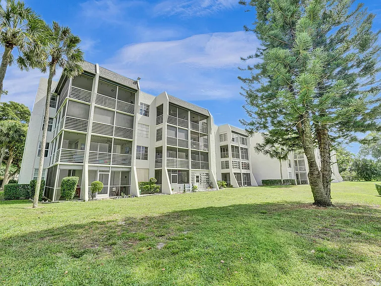 9470 Poinciana Pl #308 — Photo 48
