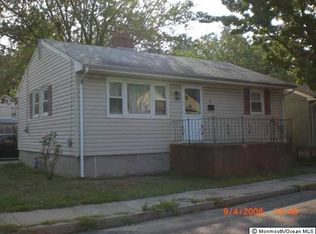 43 2nd St, Highlands, NJ 07732