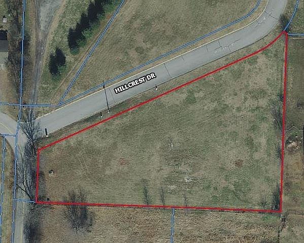 1st image of 4001 Hillcrest Dr