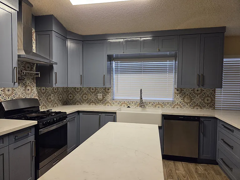 1823 Ruby Ln — Photo 8