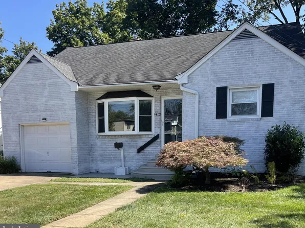 226 Lorraine Ave, Oreland, PA 19075