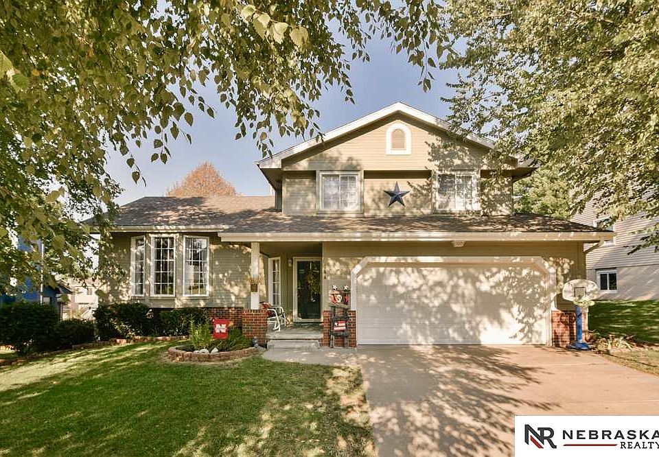 1st image of 206 Carolina Dr