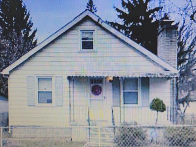 3228 W Gracelawn Ave, Flint, MI, 48504