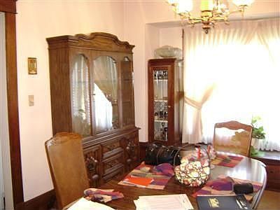 5th image of 9219 Kempton Ave