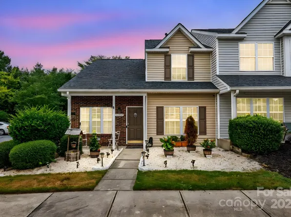 13539 Tranters Creek Ln, Charlotte, NC 28273