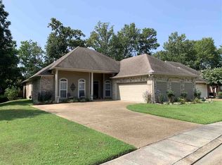 401 Dunlin Ct, Brandon, MS 39047